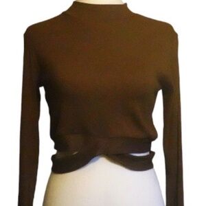 Brown Long-sleeved crop top. Fashion Nova. Large